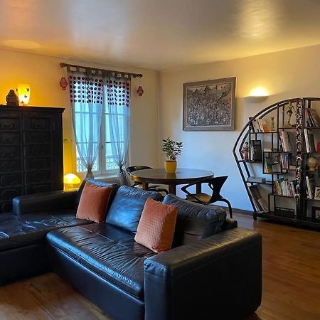 סנליס Appartement Sur Le Parvis De La Cathedrale מראה חיצוני תמונה